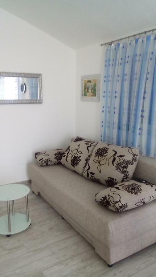 Apartment Tihana Ravni Esterno foto